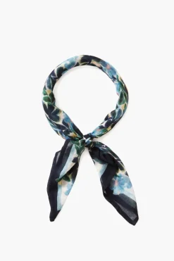 Chan Luu Bandanas^Crown Blue Floral Bandana
