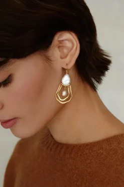 Chan Luu Earrings^Nia Chandelier Earrings White Pearl